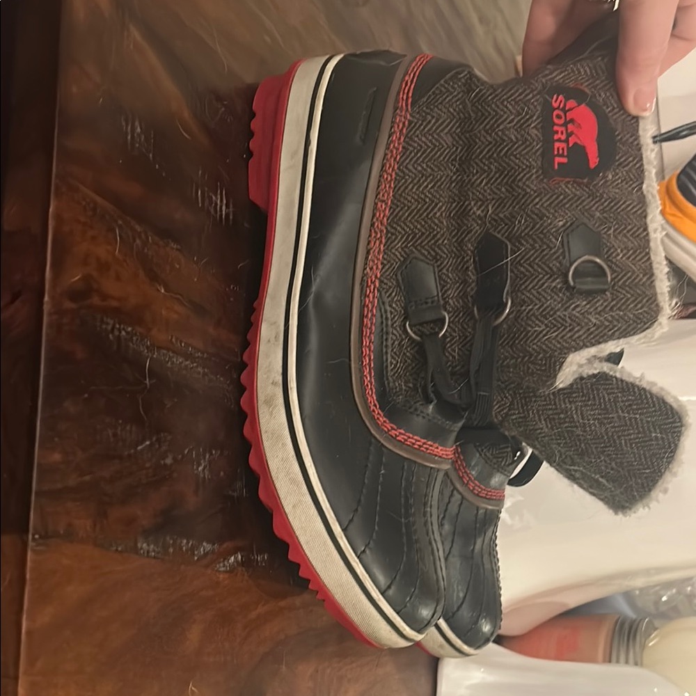 Sorel Black and Red Winter Boots